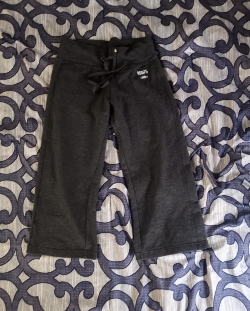 👠ROOTS capris👠